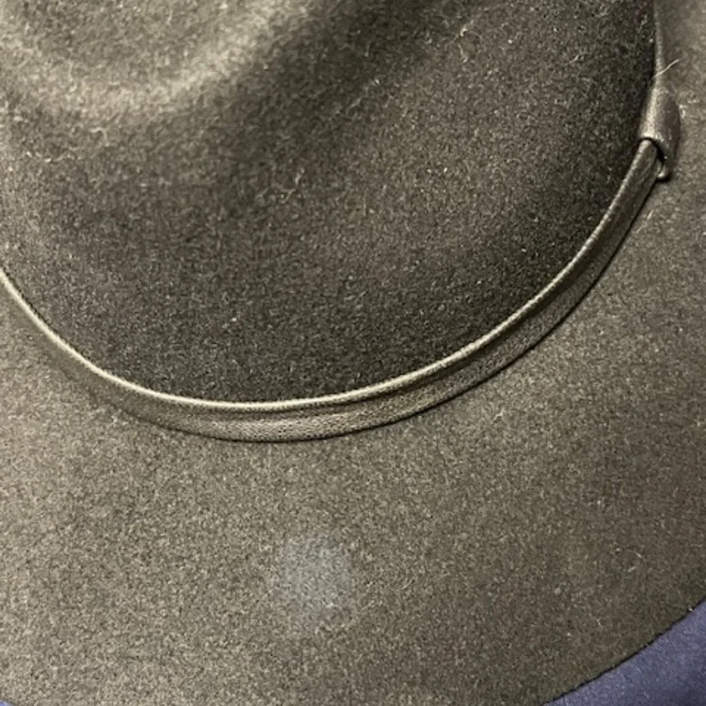 Large Brim Wool Fedora Hat Accented w/Leather Band Trim Black